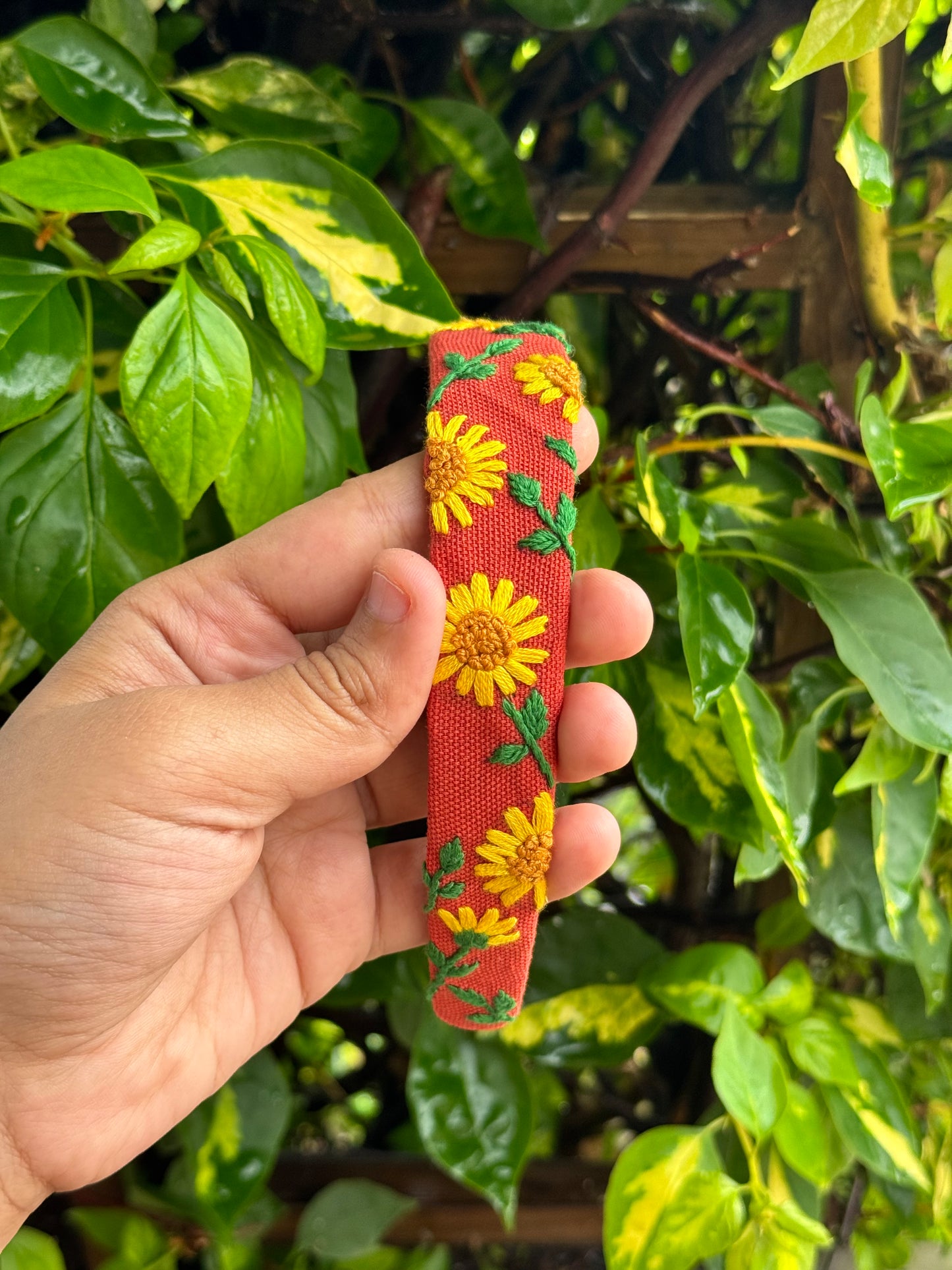 🌻 Sunlit Bloom Hair Band