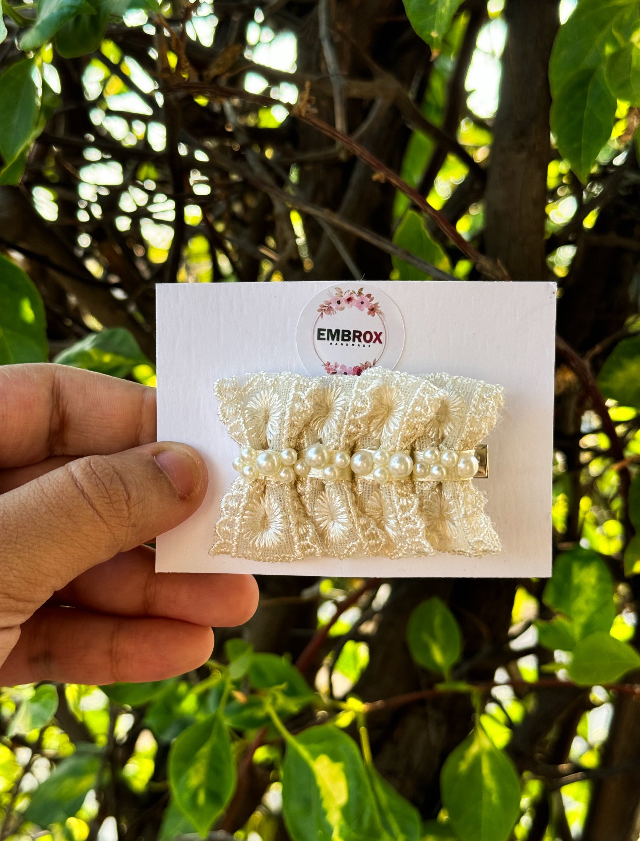 Lace Pearl Ruffle Clip