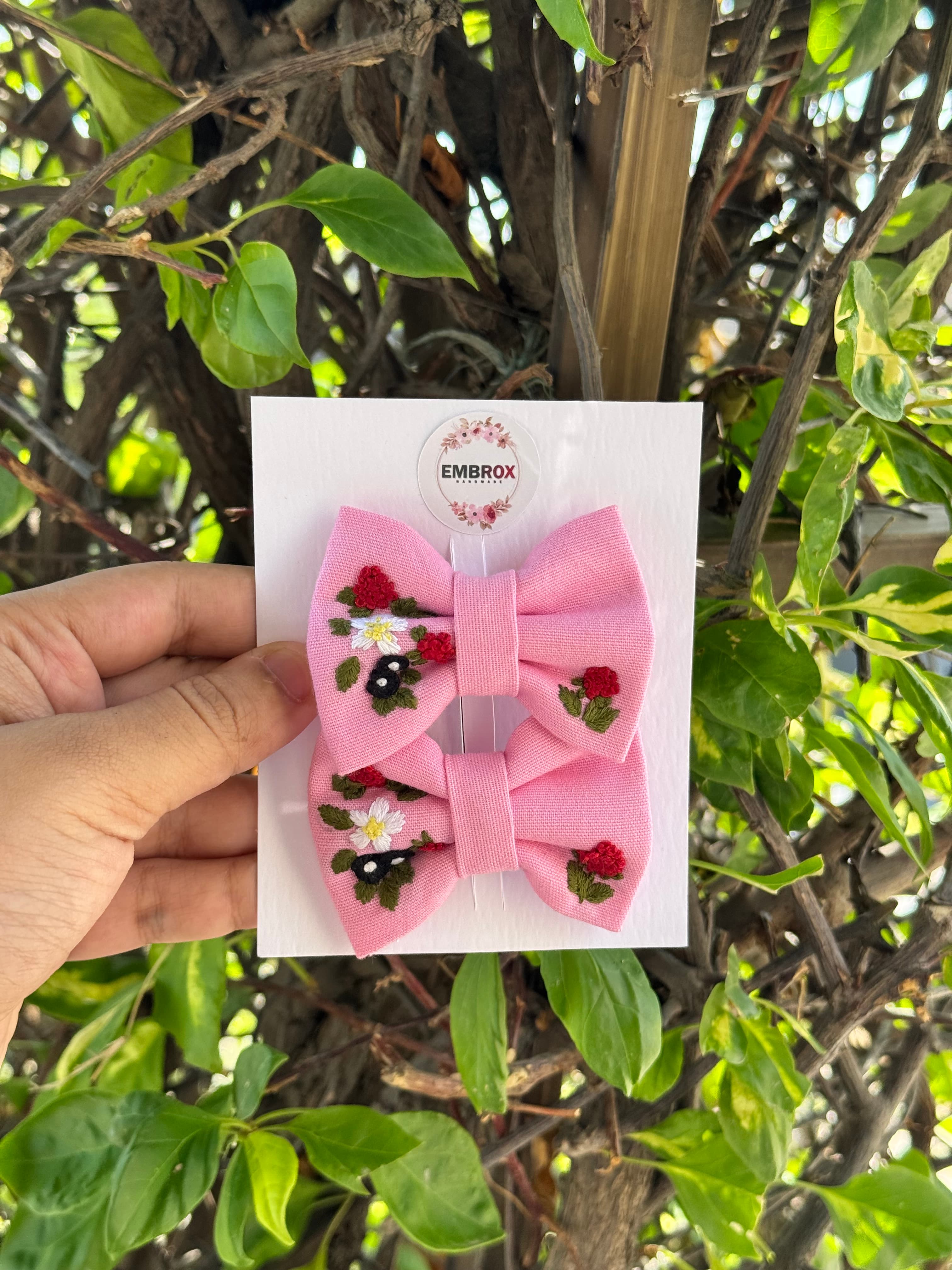 Strawberry Blossom Bows Set.