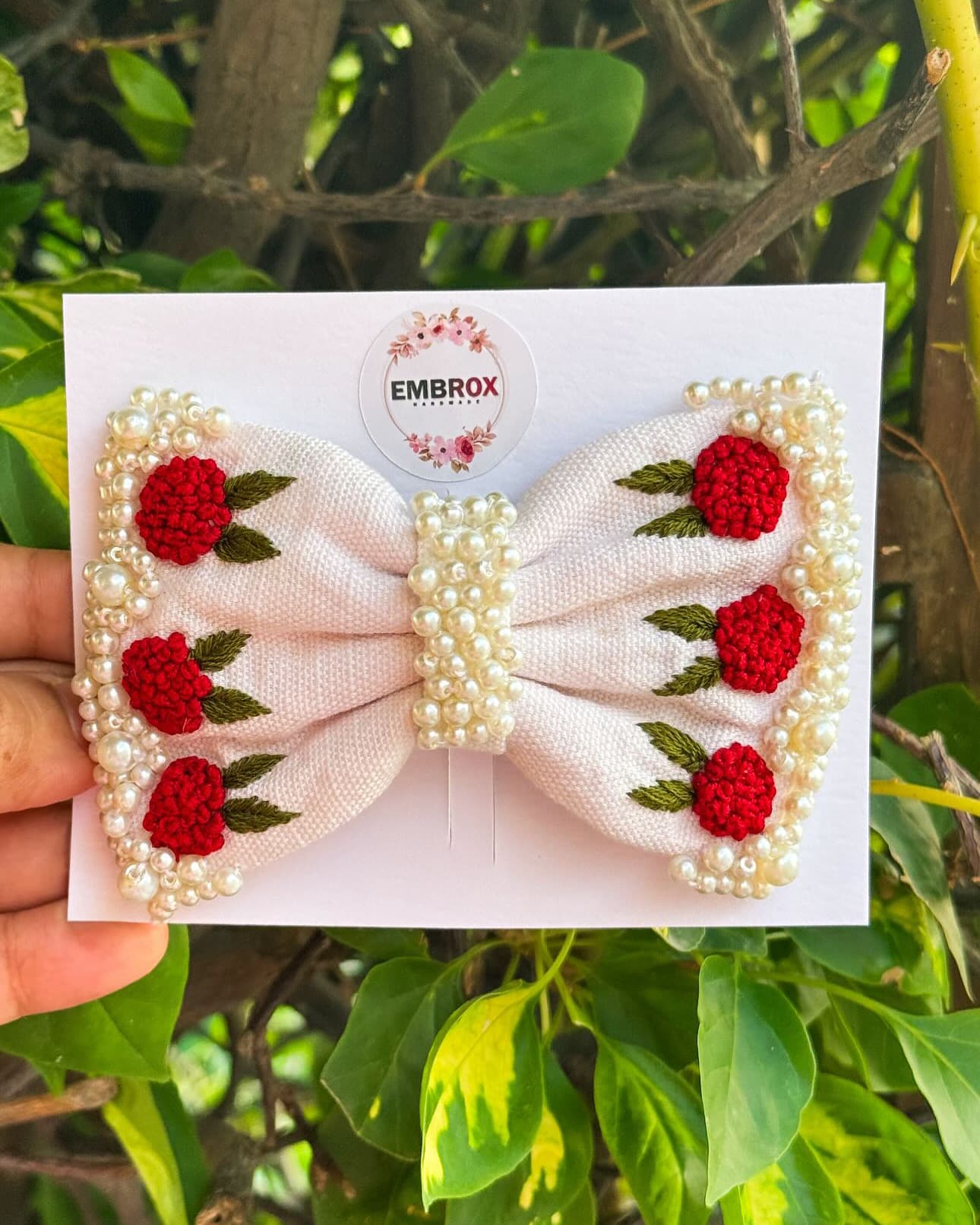 Scarlet Rose & Pearl Elegance