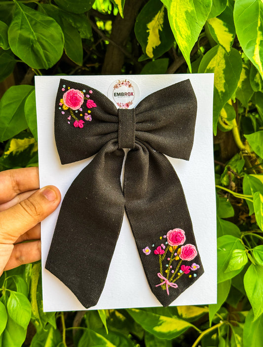 The "Rosé Garden" Pussybow