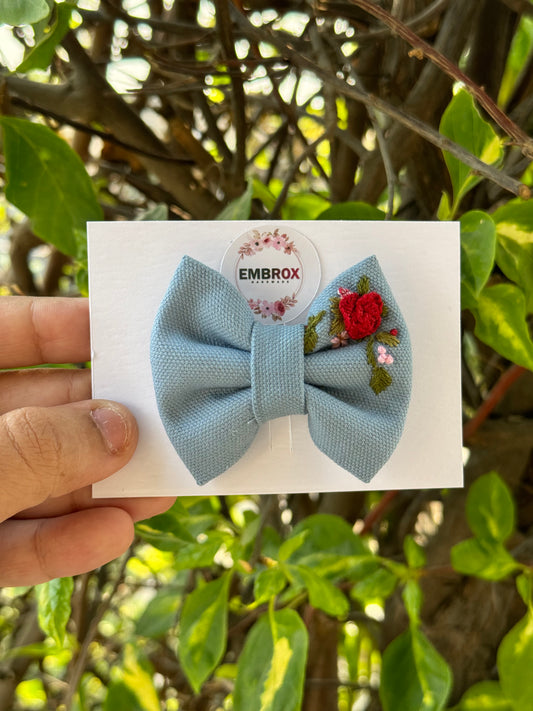 The Juniper Rose Mini hair bow