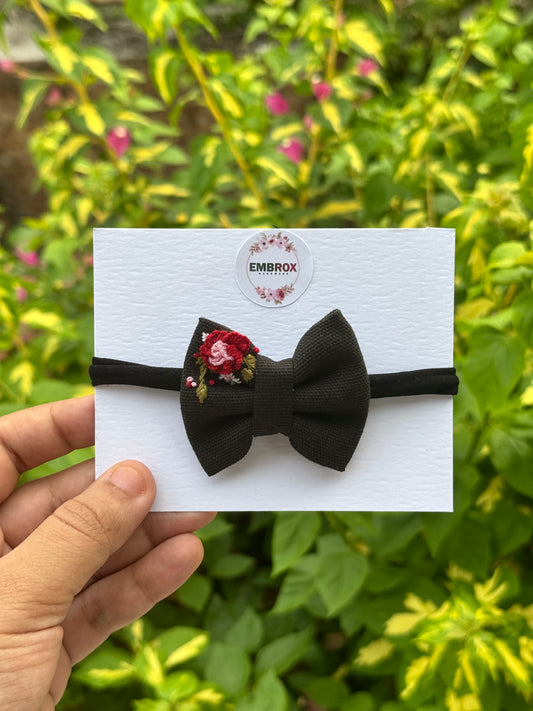“Midnight Rose Embroidered Bow Headband” 🌹✨