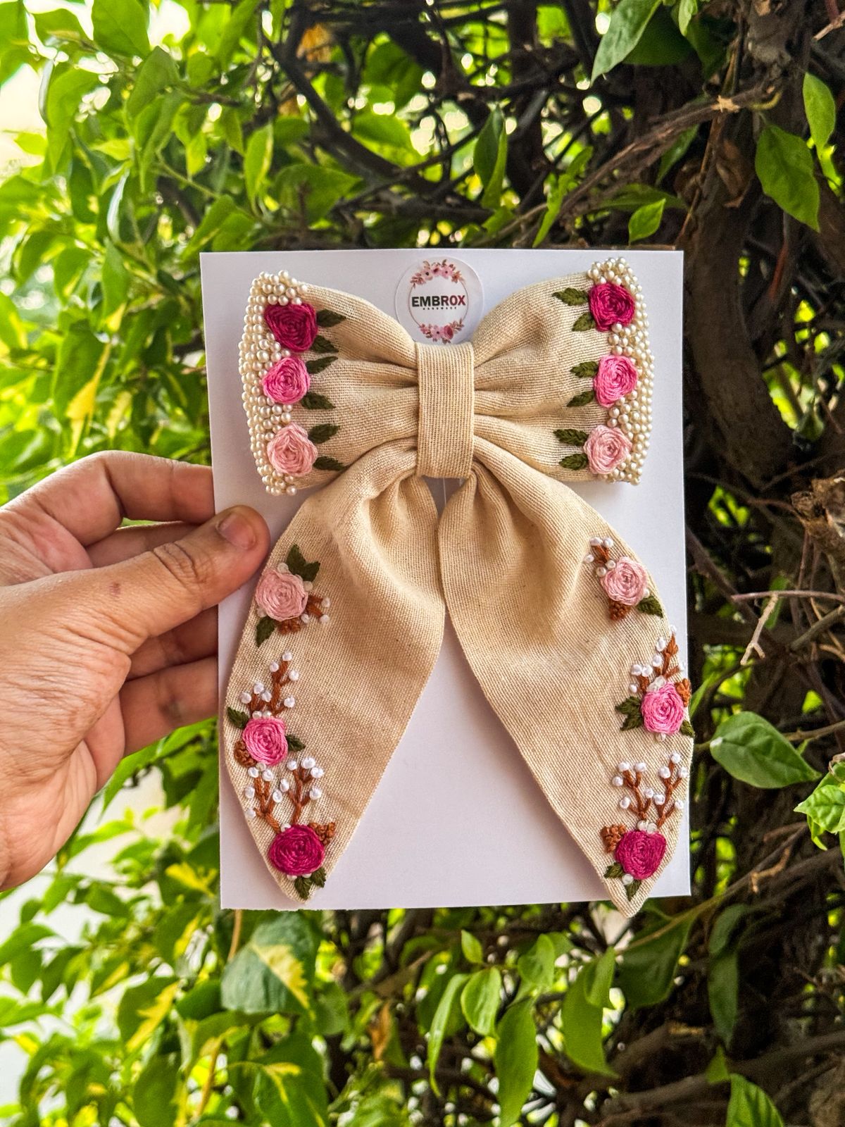 Rosewater & Pearl' Bow