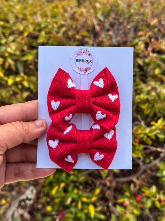 Scarlet Love-Note Bows